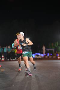 BIB: 850
                            <button type="button" onclick="openModal(23001925)" class="btn btn-primary btn-sm float-right btn-popup" data-toggle="modal" data-target=".modal-high-quality">
                        <i class="fas fa-shopping-cart"></i> Add to Cart
                    </button>
                                            <button type="button" onclick="isThisMe(23001925, true)" class="btn btn-success btn-sm float-right btn-popup btn-isme hidden" data-toggle="tooltip" data-placement="bottom" title="นี่คือรูปของคุณใช่ไหม คลิกที่นี่เพื่อเอาเข้าอัลบั้ม">
                        <i class="fas fa-plus"></i> Add to album
                    </button>
                    <button type="button" onclick="isThisMe(23001925, false)" class="btn btn-warning btn-sm float-right btn-popup btn-isnotme hidden">
                        <i class="fas fa-ban"></i> Remove from album
                    </button>